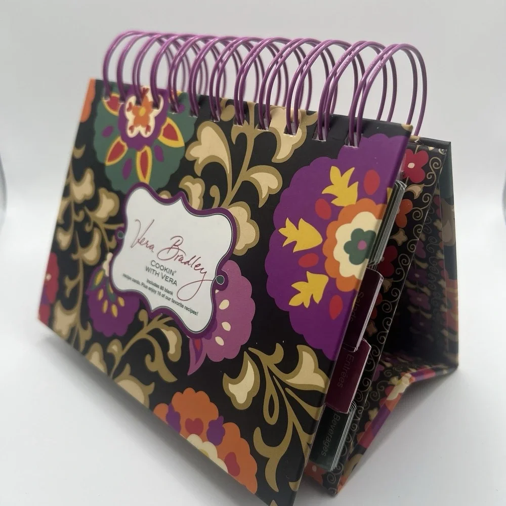 Vera Bradley NWOT Recipe Holder Cookin' With Vera 80 Blank Cards 16 Fave Recipes